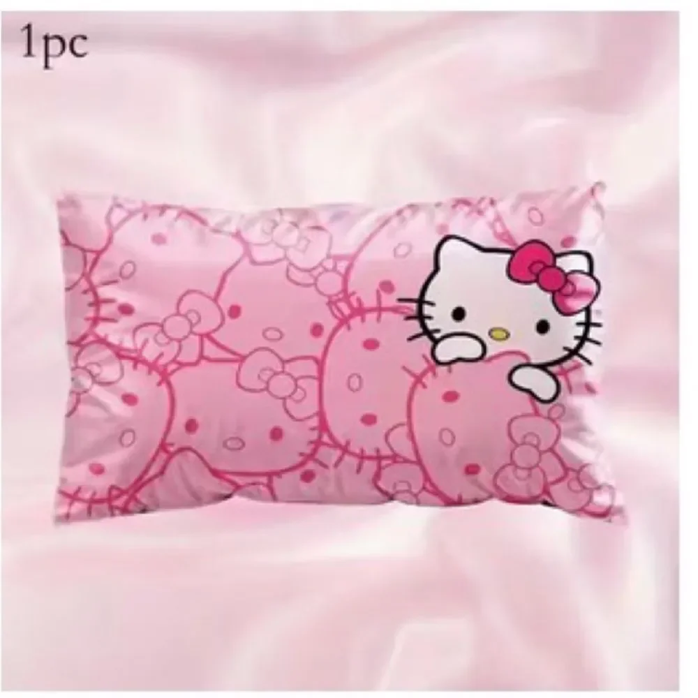 NWT Sanrio - Set of 3 Hello Kitty Kids Accessory - Keychain, Min Crossbody